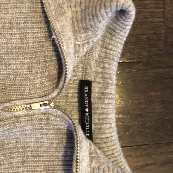 Brandy Melville crop sweater! - Picture 2 of 2